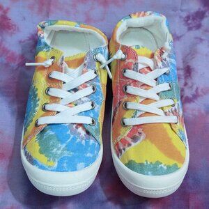 NWOT Canvas Tie Dye Pattern Slip-On Sneakers: 6.5